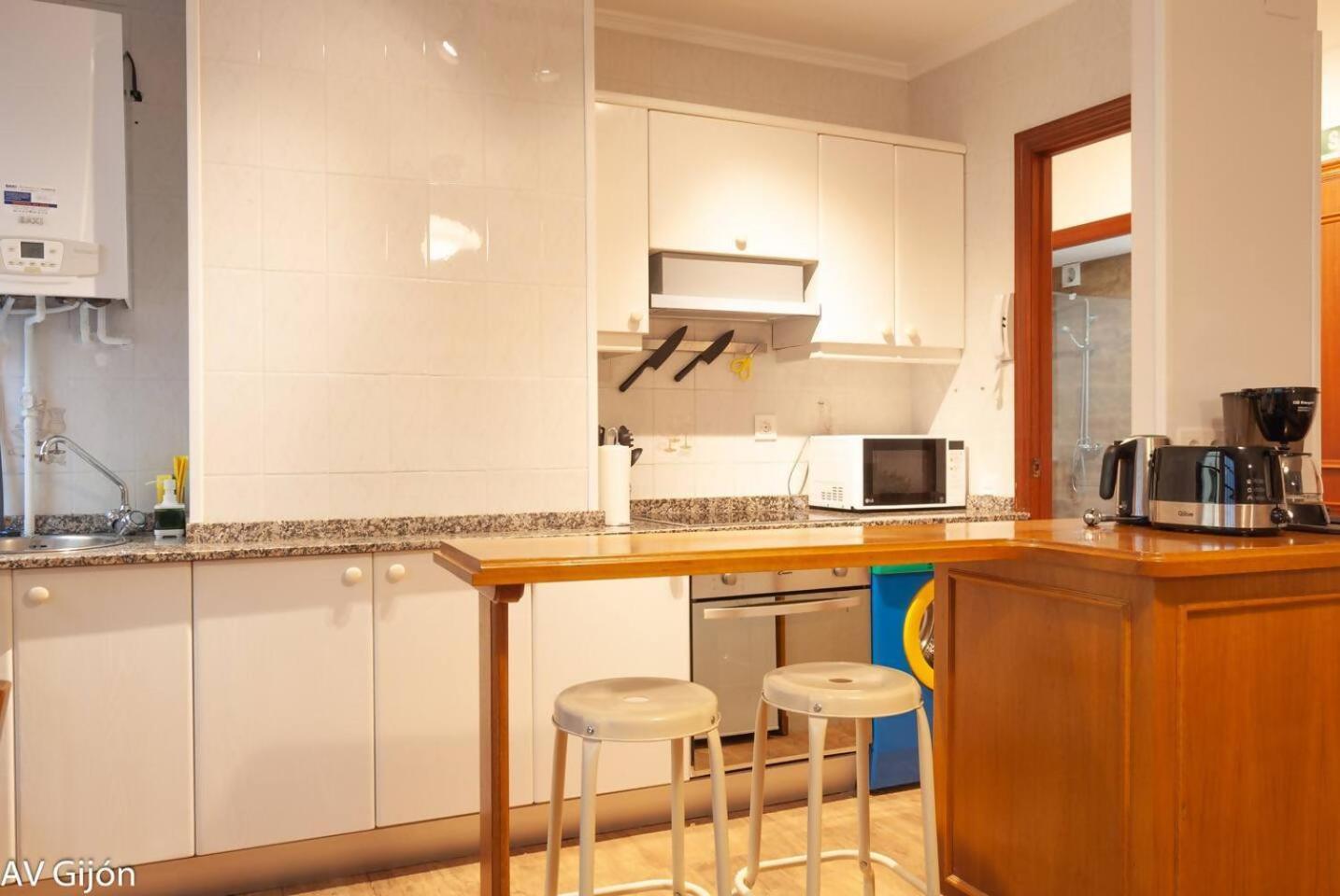 Av Begona 4 Centro Apartment Gijon Ngoại thất bức ảnh