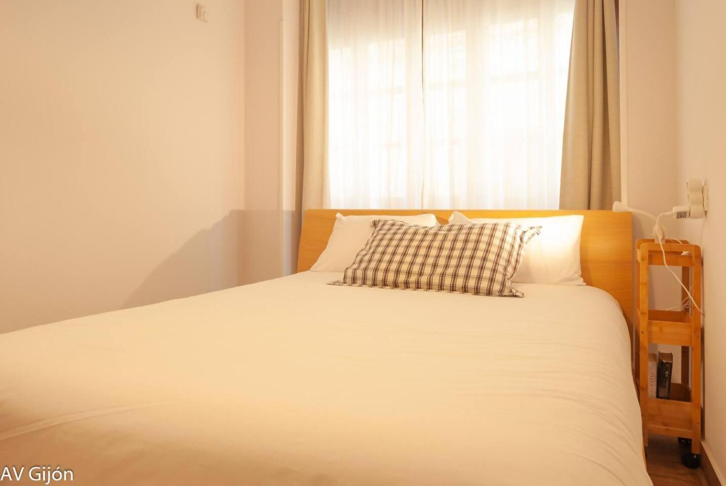 Av Begona 4 Centro Apartment Gijon Ngoại thất bức ảnh